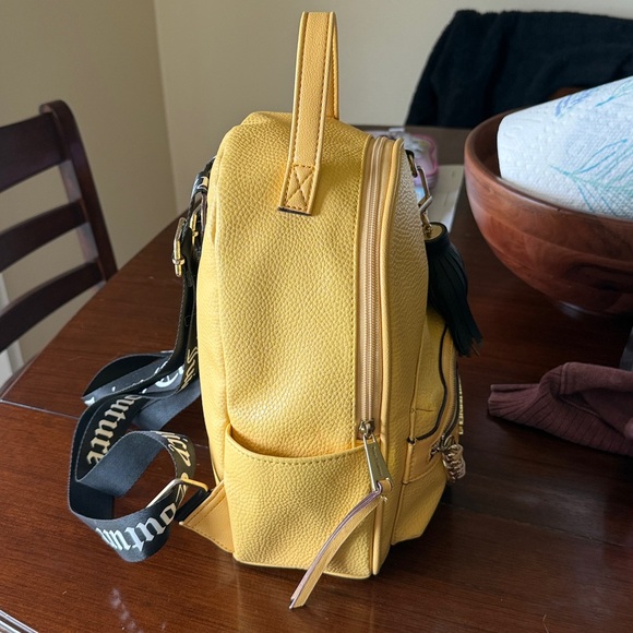 Juicy 💛 Backpack - Picture 6 of 10